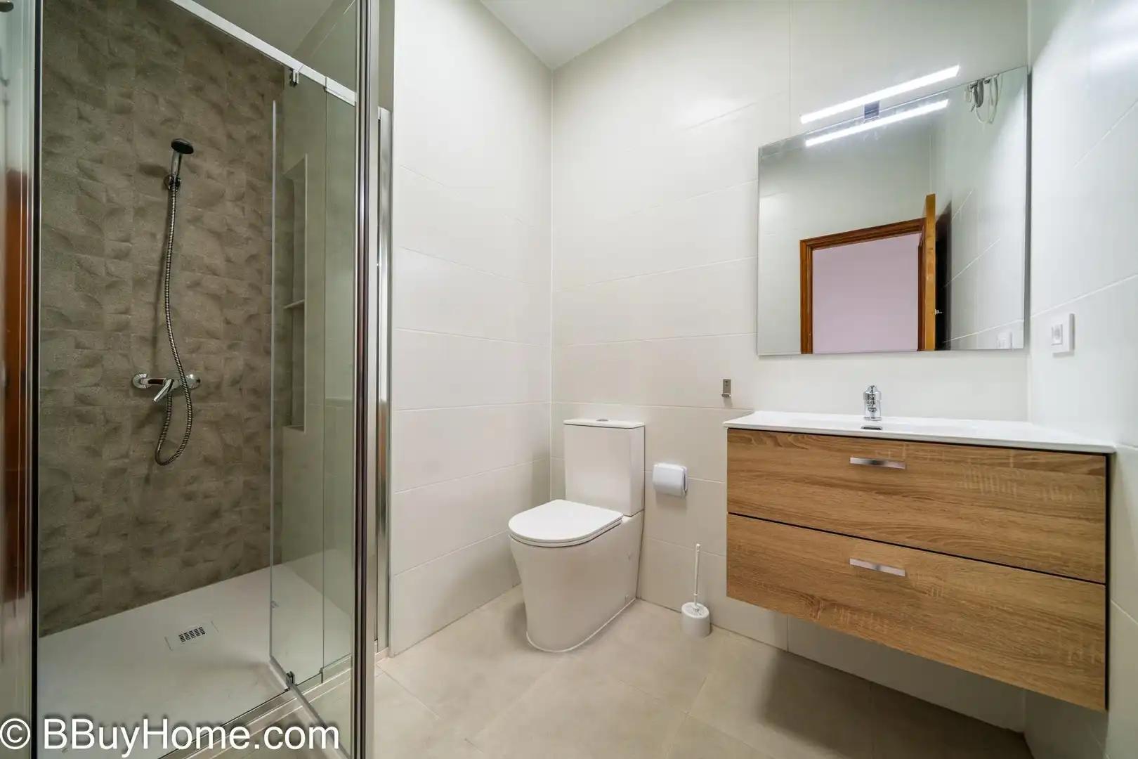 Bathroom of Flat for rent in Ingenio  with Terrace
