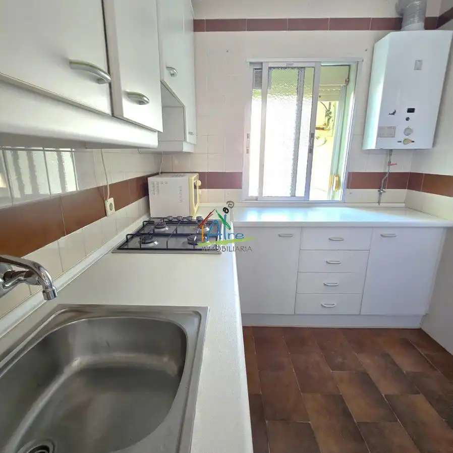 Küche von Wohnung zum Verkauf in Almonte mit Klimaanlage, Terrasse und Gemeinschaftspool