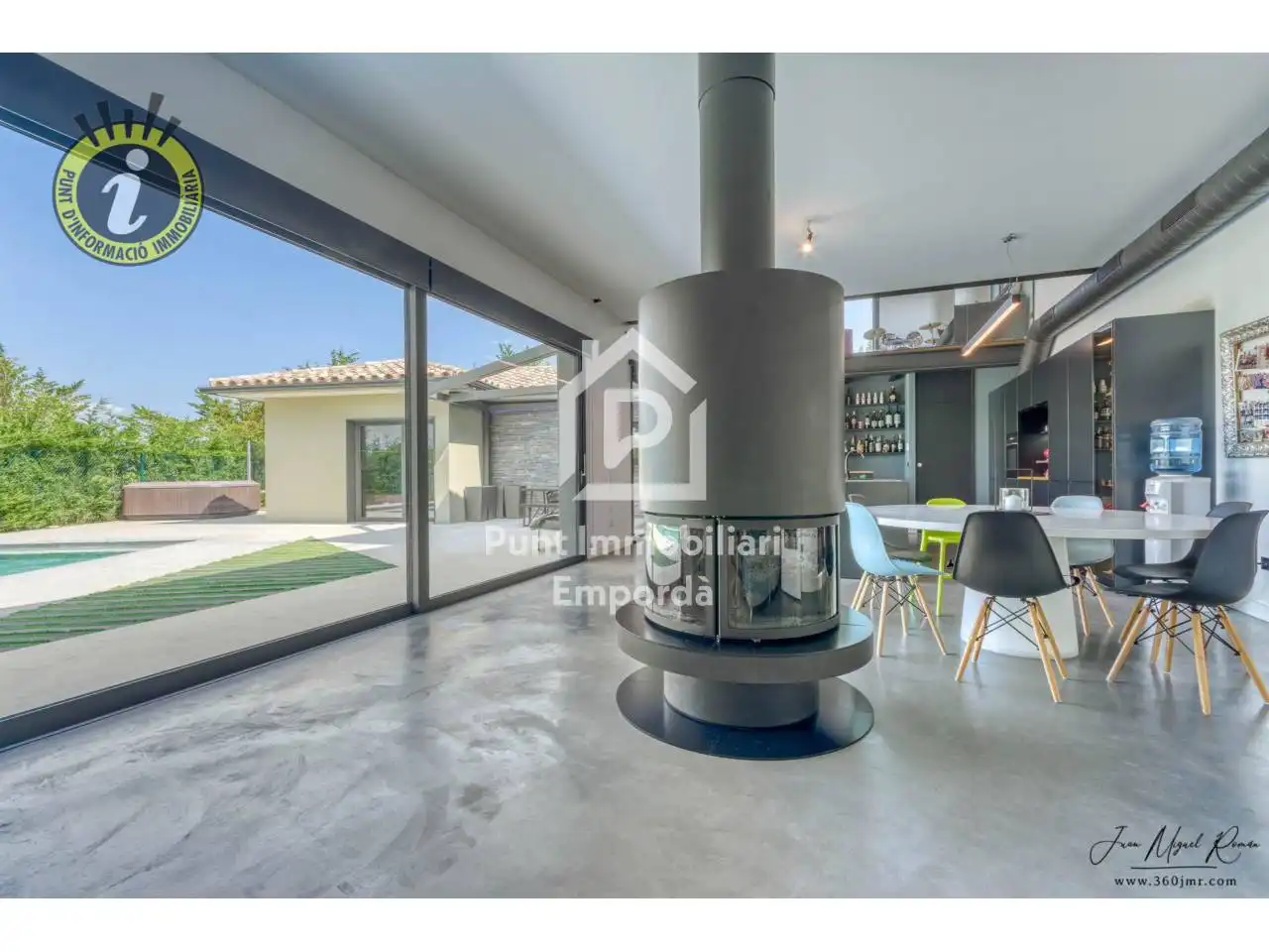 Casa con piscina in vendita a Avenida Mas Frigol, imagen 4