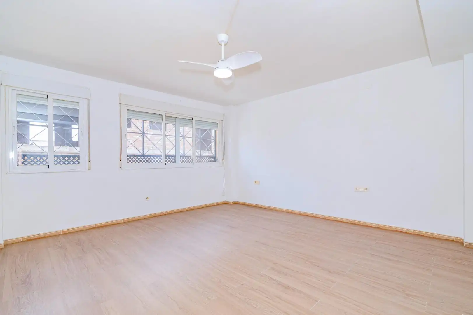 Habitación de Piso en venta en Las Gabias
