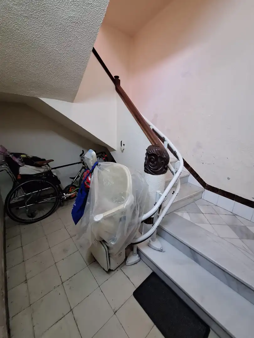 Gebäude zum Verkauf in La Línea de la Concepción mit Alarm
