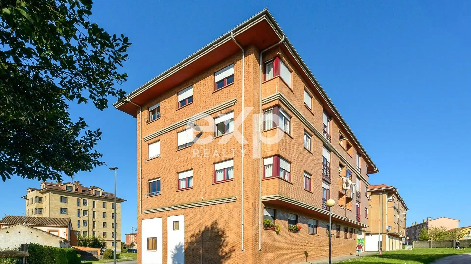 Vista exterior de Piso en venta en Siero con Calefacción, Trastero y Amueblado