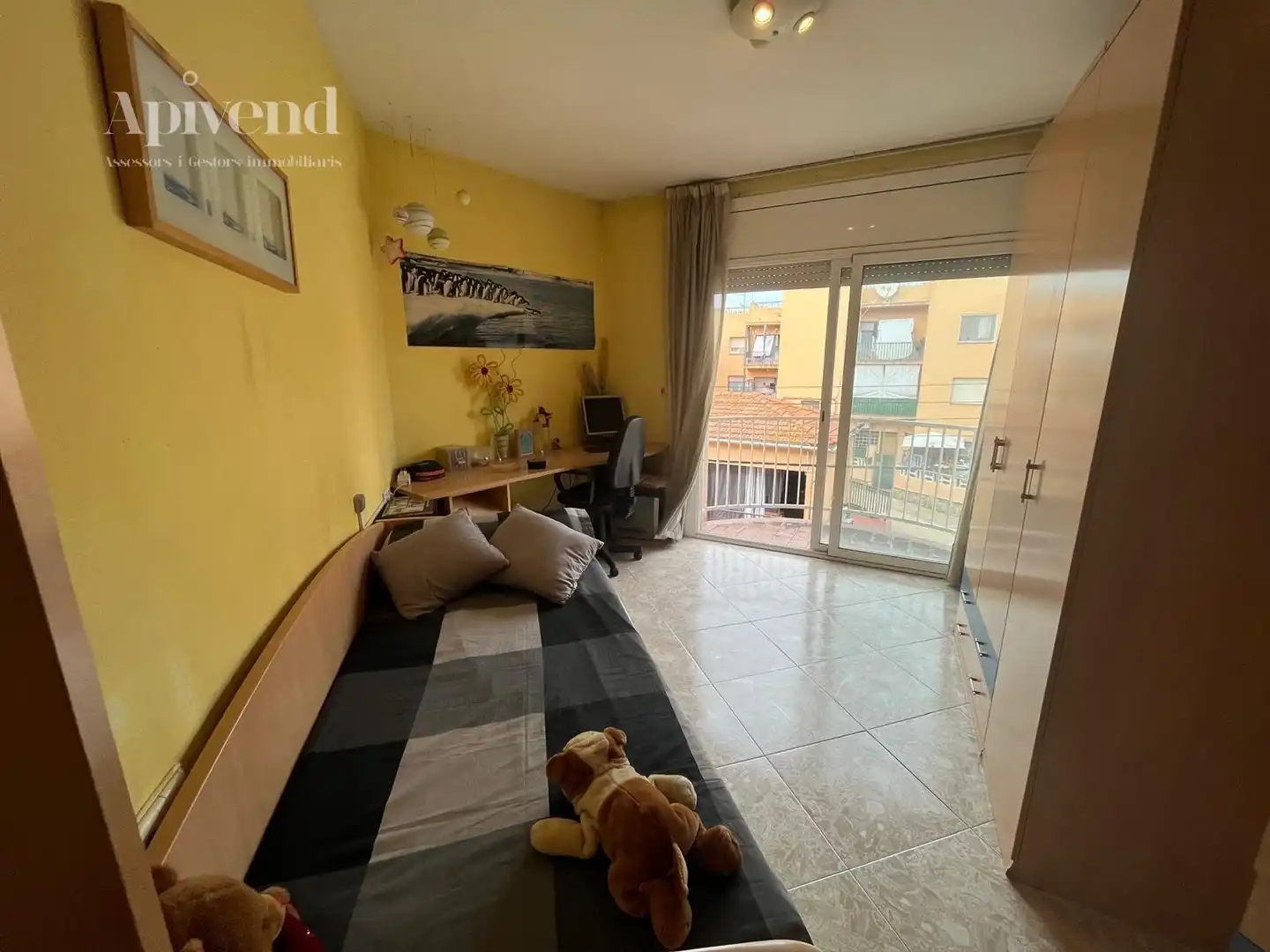 Dormitori de Pis en venda en Roses amb Aire condicionat, Terrassa i Moblat