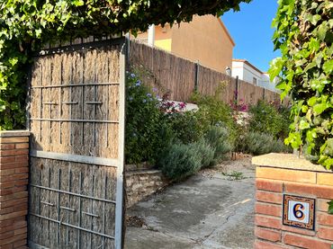 Semi-detached house with garden for sale in Carrer del Priorat