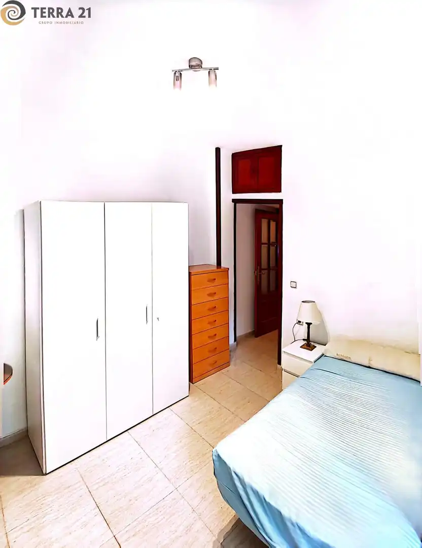 Schlafzimmer von Wohnung zur untervermieten in Jaén mit Klimaanlage, Heizung und Balkon