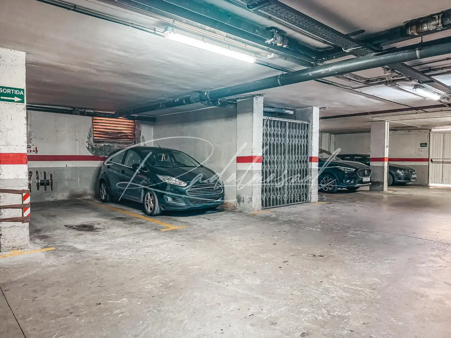 Parkplatz von Wohnung zum Verkauf in Tarragona mit Klimaanlage, Heizung und Terrasse