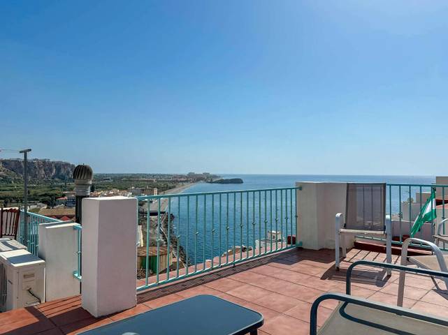 Casa adosada en Alquiler en N/A en La Caleta - La Guardia