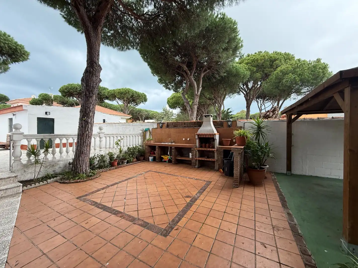 Garden of Houses for sale in Chiclana de la Frontera  with Community pool