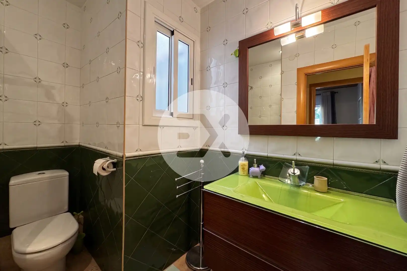 Bathroom of Flat for sale in Castelldefels  with Air Conditioner, Terrace and Community pool