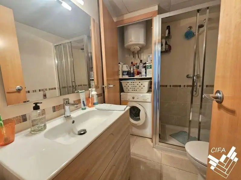 Baño de Apartamento en venta en Benicarló con Aire acondicionado, Calefacción y Amueblado