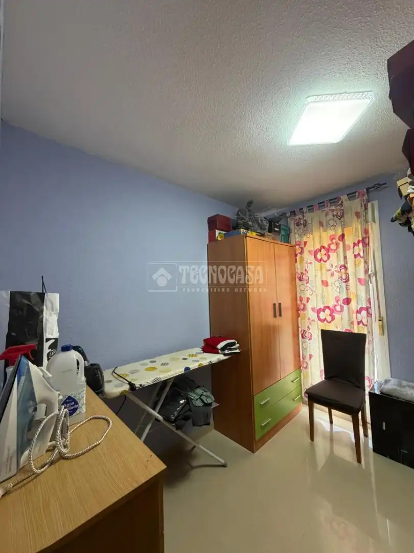 Dormitori de Casa adosada en venda en Mengíbar amb Aire condicionat i Calefacció