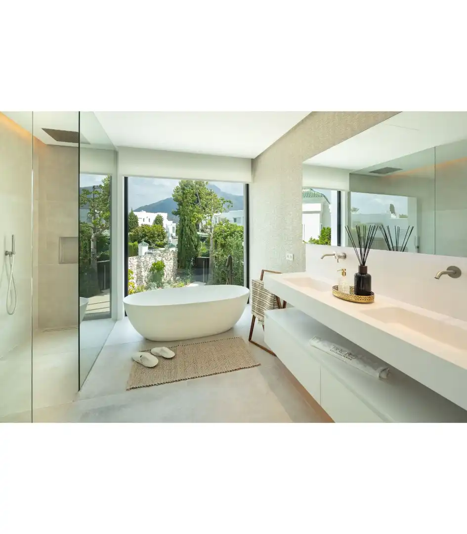 House with pool for sale in Marbella Centro, imagen 4