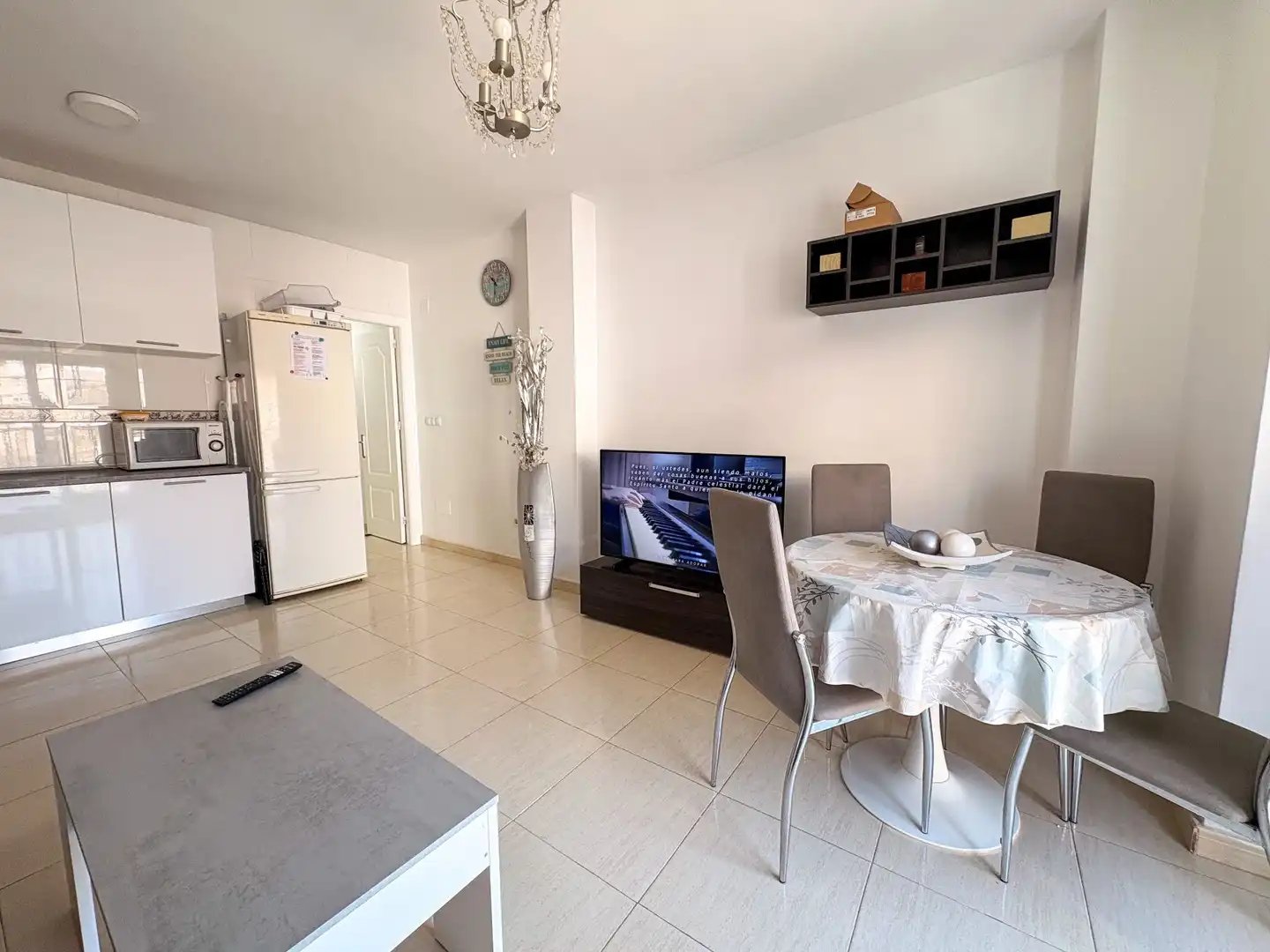 Sala de estar de Piso en venta en Pilar de la Horadada con Terraza, Trastero y Amueblado