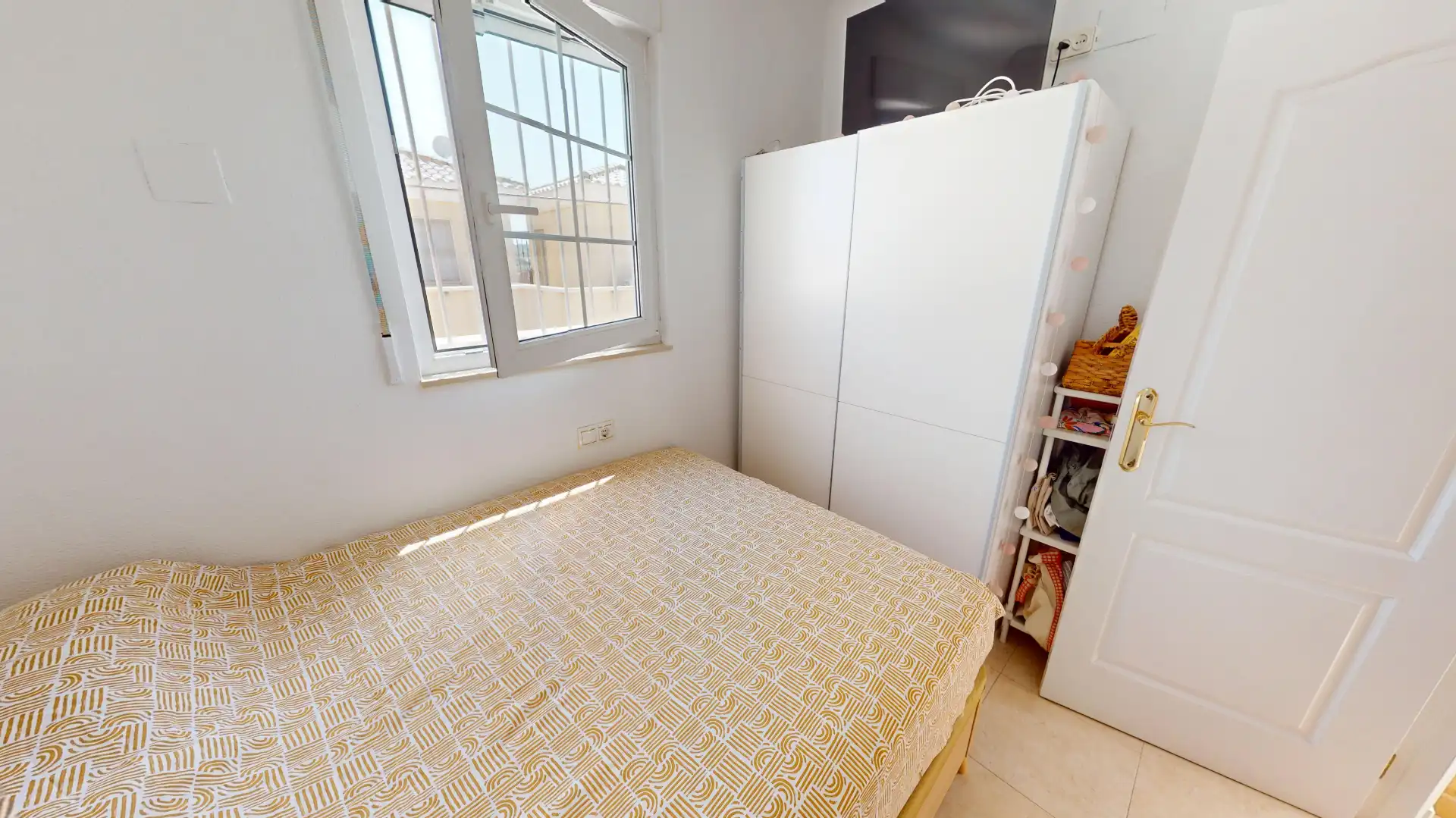 Dormitori de Casa adosada en venda en Almoradí amb Terrassa, Balcó i Piscina comunitària