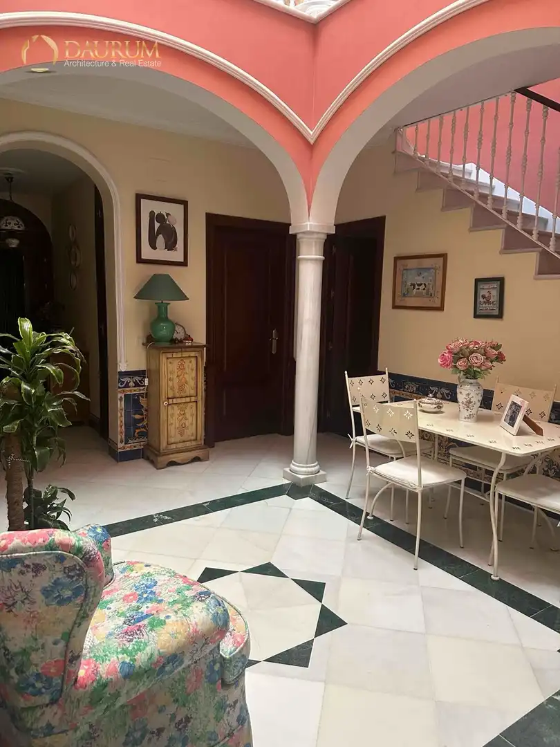 Comedor de Casa o chalet en venta en Sevilla con Aire acondicionado, Terraza y Balcón