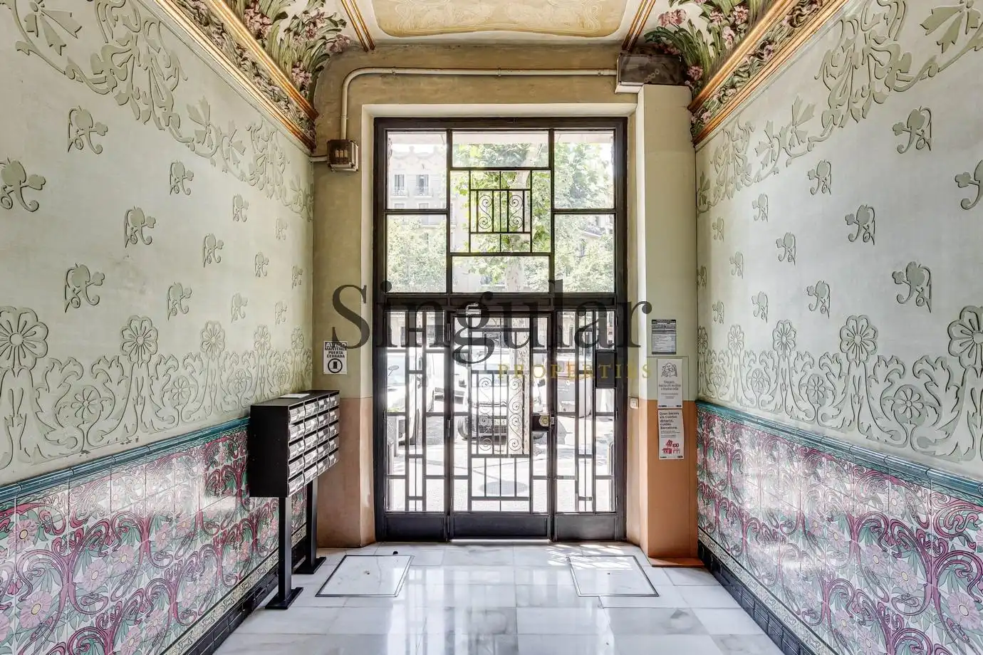Piso en venta en Barcelona con Calefacción y Balcón