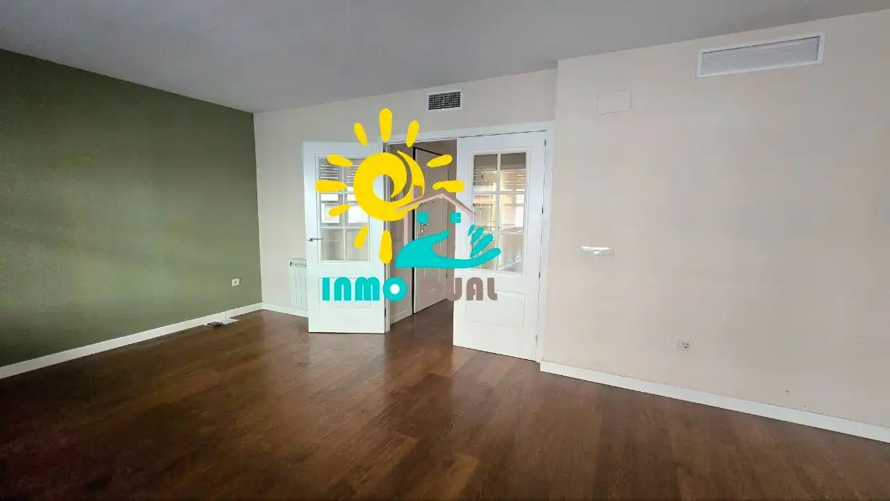 Living room of Flat for sale in Badajoz  with Air Conditioner, Heating and Terrace