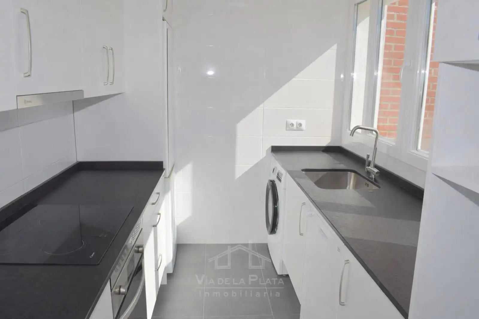 Cocina de Ático en venta en Santa Marta de Tormes con Calefacción, Terraza y Piscina
