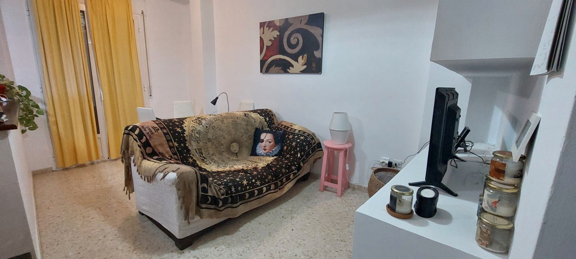 Sala d'estar de Apartament en venda en Lucena amb Aire condicionat, Calefacció i Terrassa