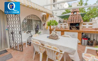 Jardí de Casa o xalet en venda en El Campello amb Aire condicionat, Calefacció i Terrassa