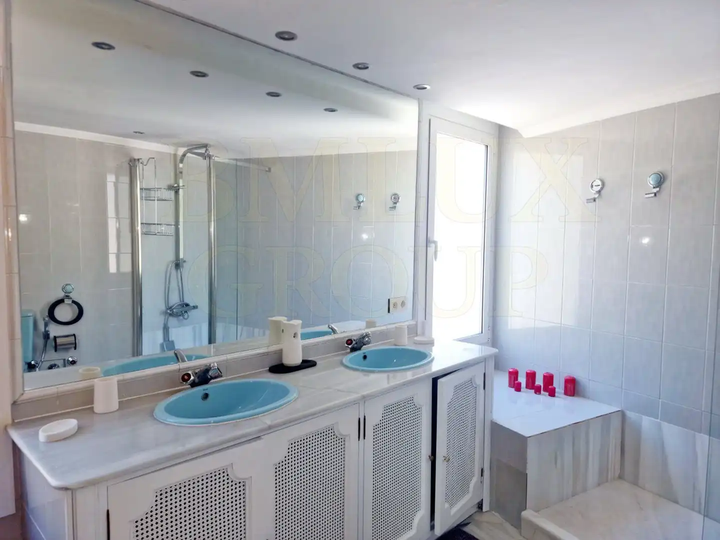 Bany de Casa o xalet de lloguer en Marbella amb Aire condicionat, Jardí privat i Terrassa