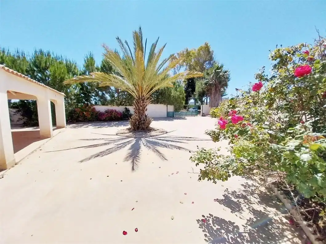 Casa amb jardí en venda a 30334 1