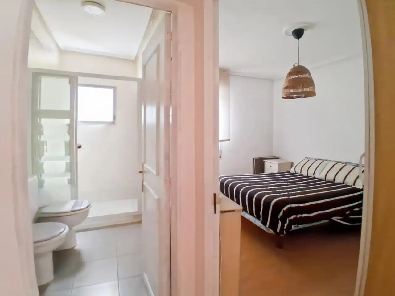 Habitación de Planta baja en venta en Madrid con Calefacción