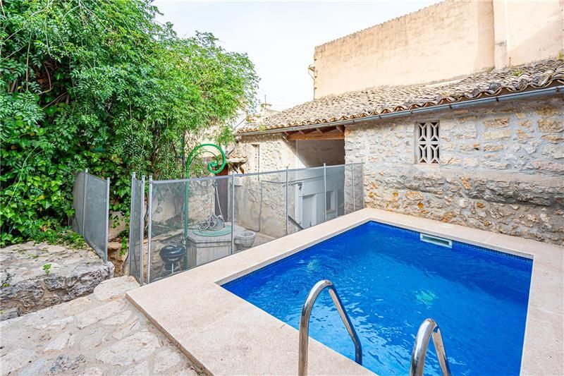 Piscina de Casa o xalet en venda en Lloseta amb Jardí privat, Terrassa i Piscina