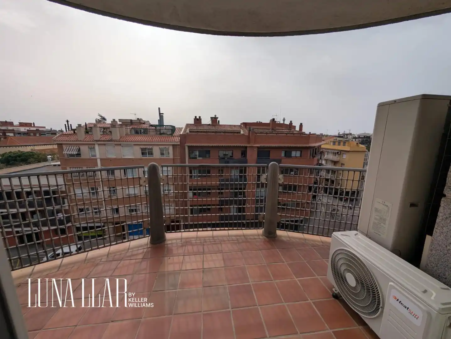 Terraza de Piso de alquiler en Castelldefels con Calefacción