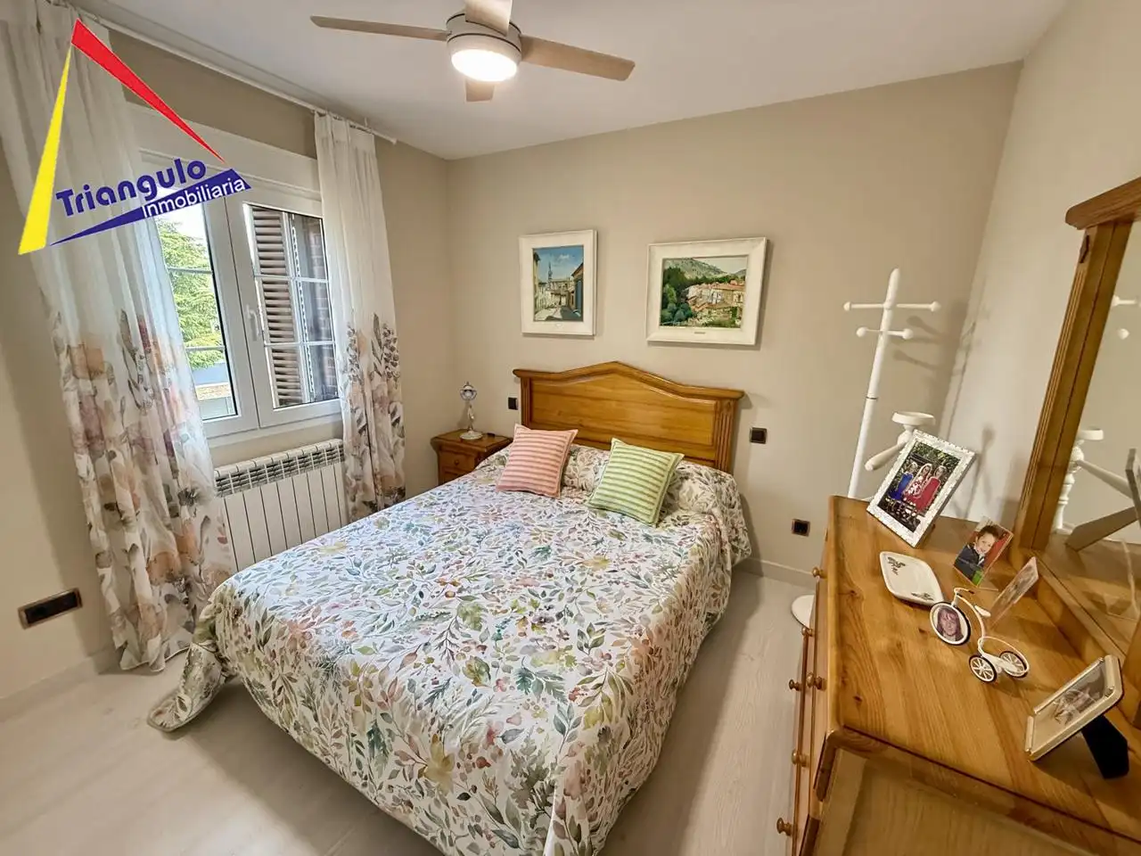 Habitación de Casa o chalet en venta en Otero de Herreros con Calefacción y Jardín privado