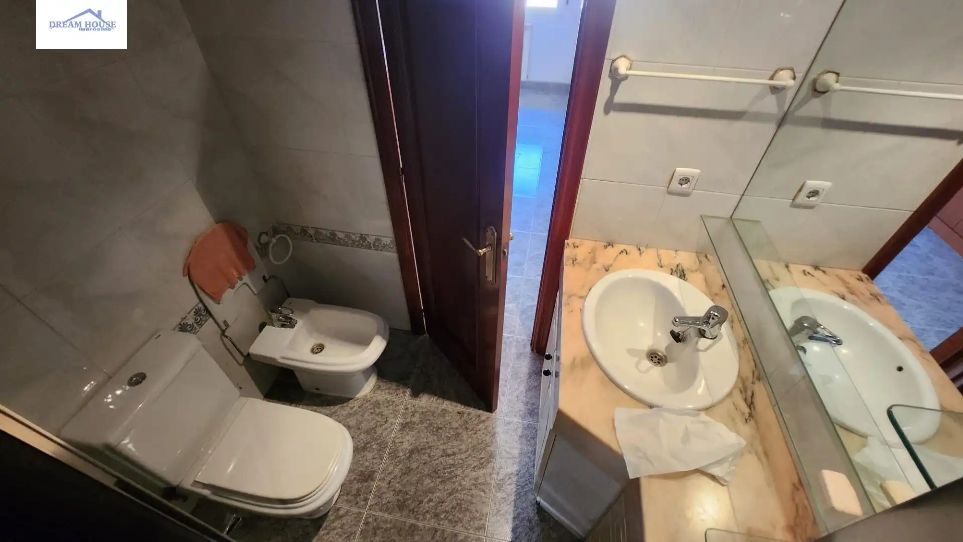 Bany de Pis en venda en Mataró amb Aire condicionat, Calefacció i Balcó