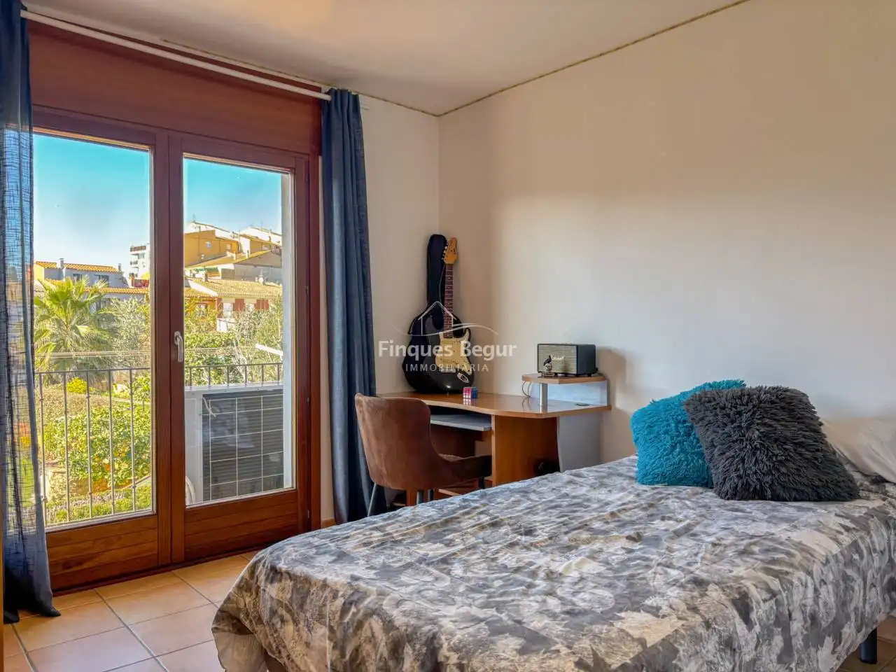 Habitación de Casa adosada en venta en Palafrugell con Aire acondicionado, Calefacción y Terraza