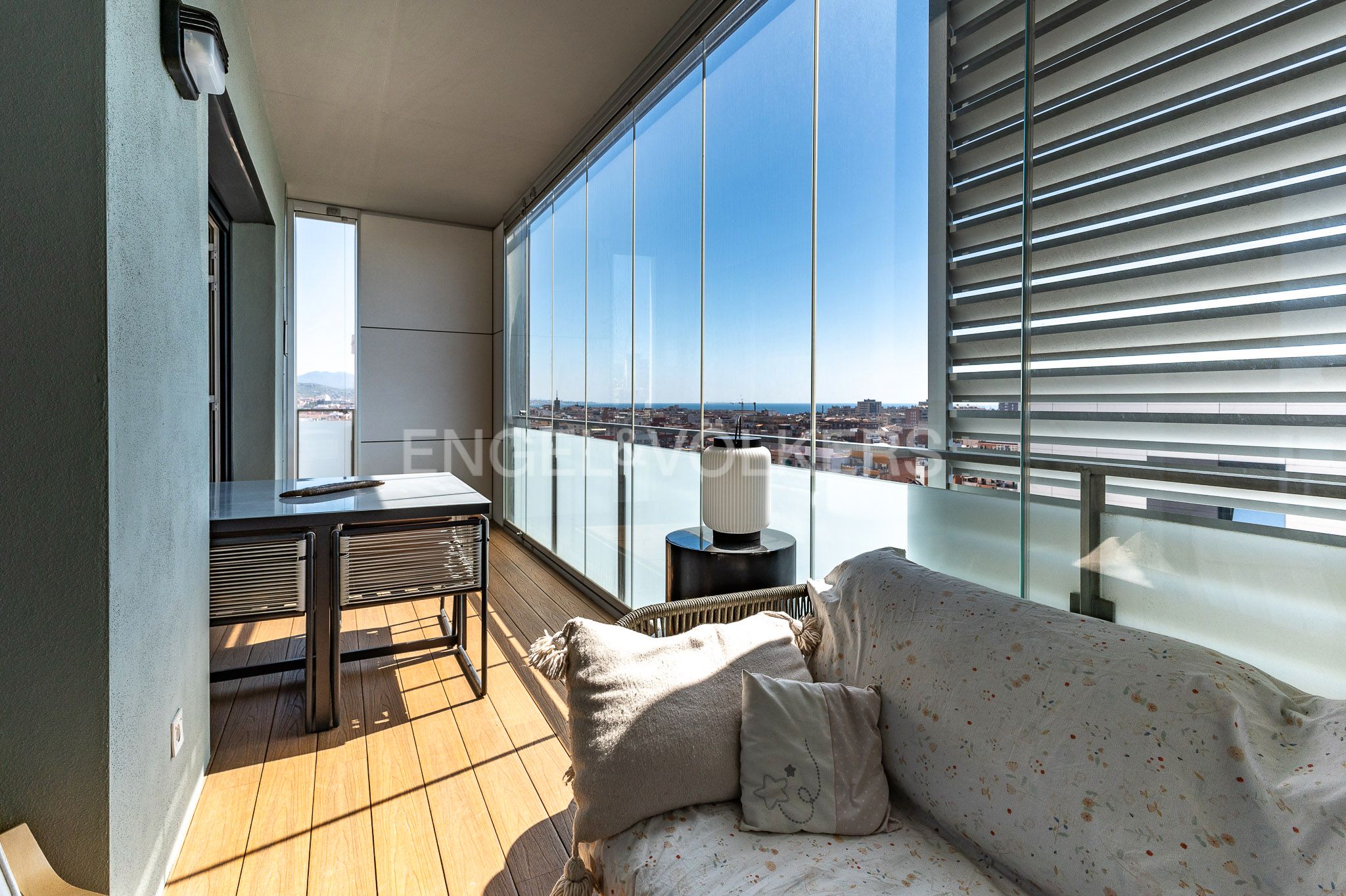 Terrace of Apartment for sale in Badalona  with Air Conditioner, Heating and Parquet flooring