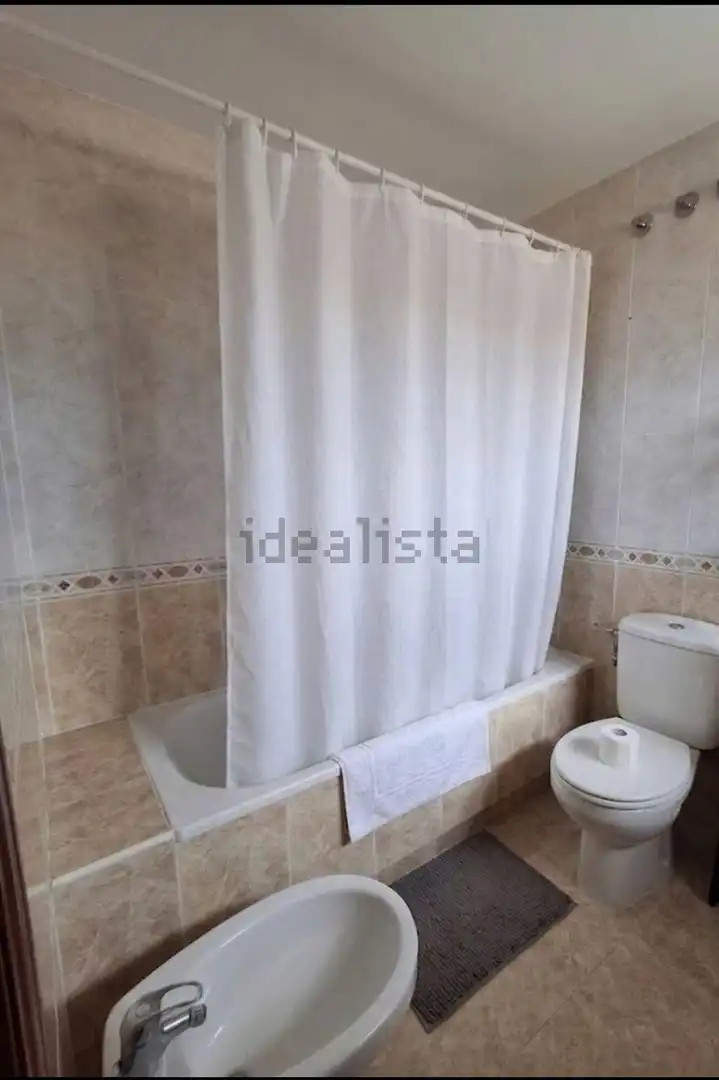Bany de Apartament en venda en Aldaia amb Balcó