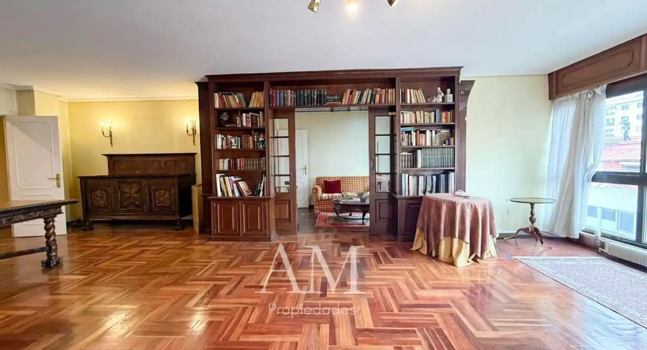 Living room of Flat for sale in Vigo   with Heating and Storage room