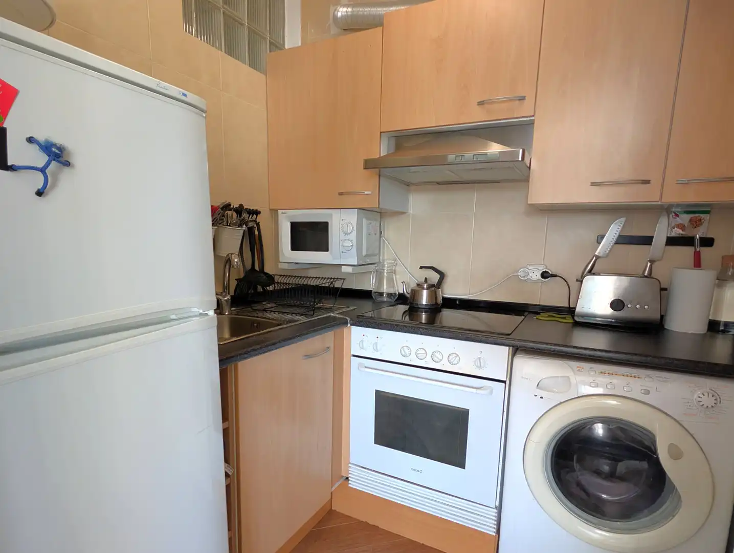 Cocina de Apartamento en venta en Castell d'Aro, Platja d'Aro i s'Agaró con Calefacción y Amueblado