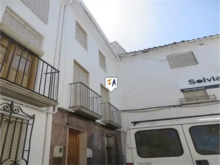 Adossat en venda a Castillo de Locubín