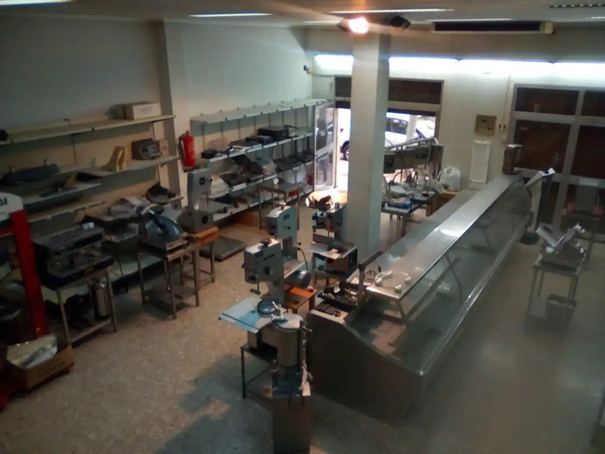 Local de alquiler en Els Orriols