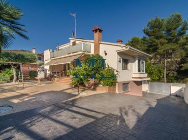 Maison avec piscine à vendre à Til·lers