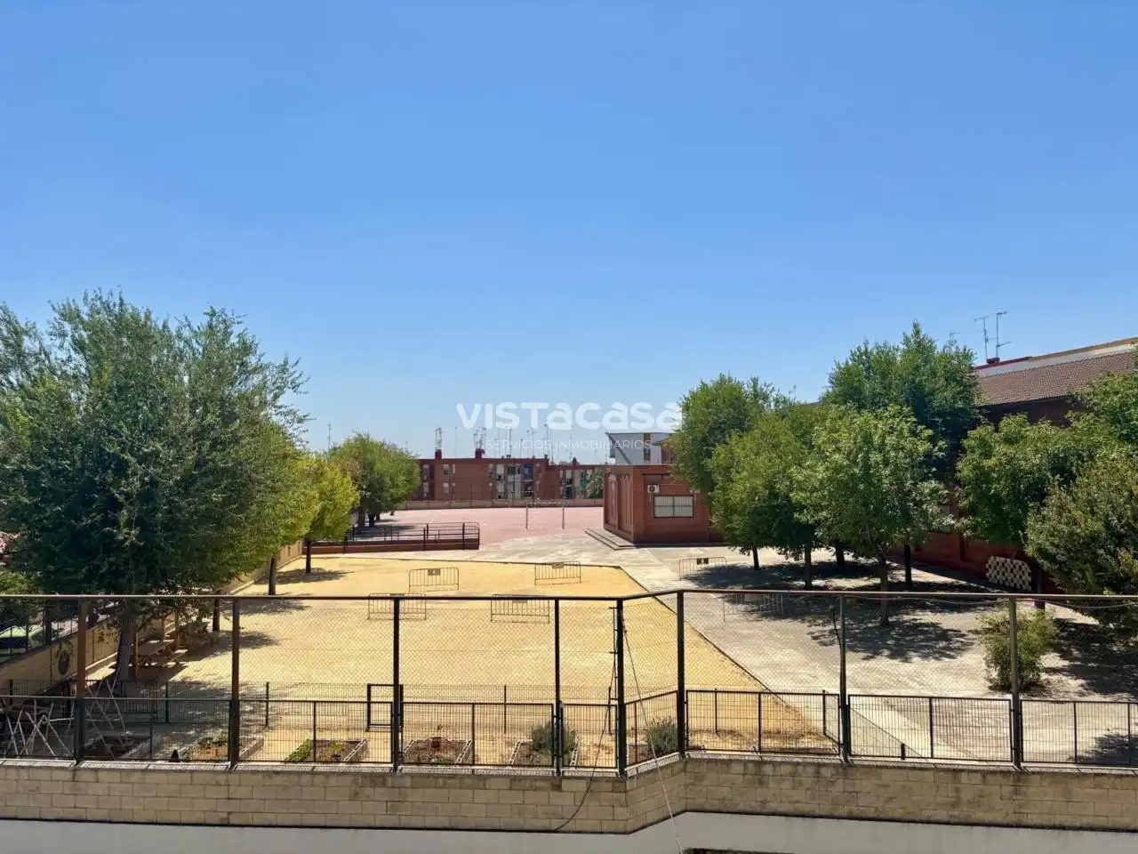 Vista exterior de Piso en venta en Alcalá de Guadaira con Aire acondicionado, Calefacción y Amueblado