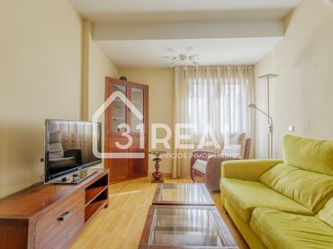 Flat with lift for sale in Avenida CIUDAD DE BARCELONA