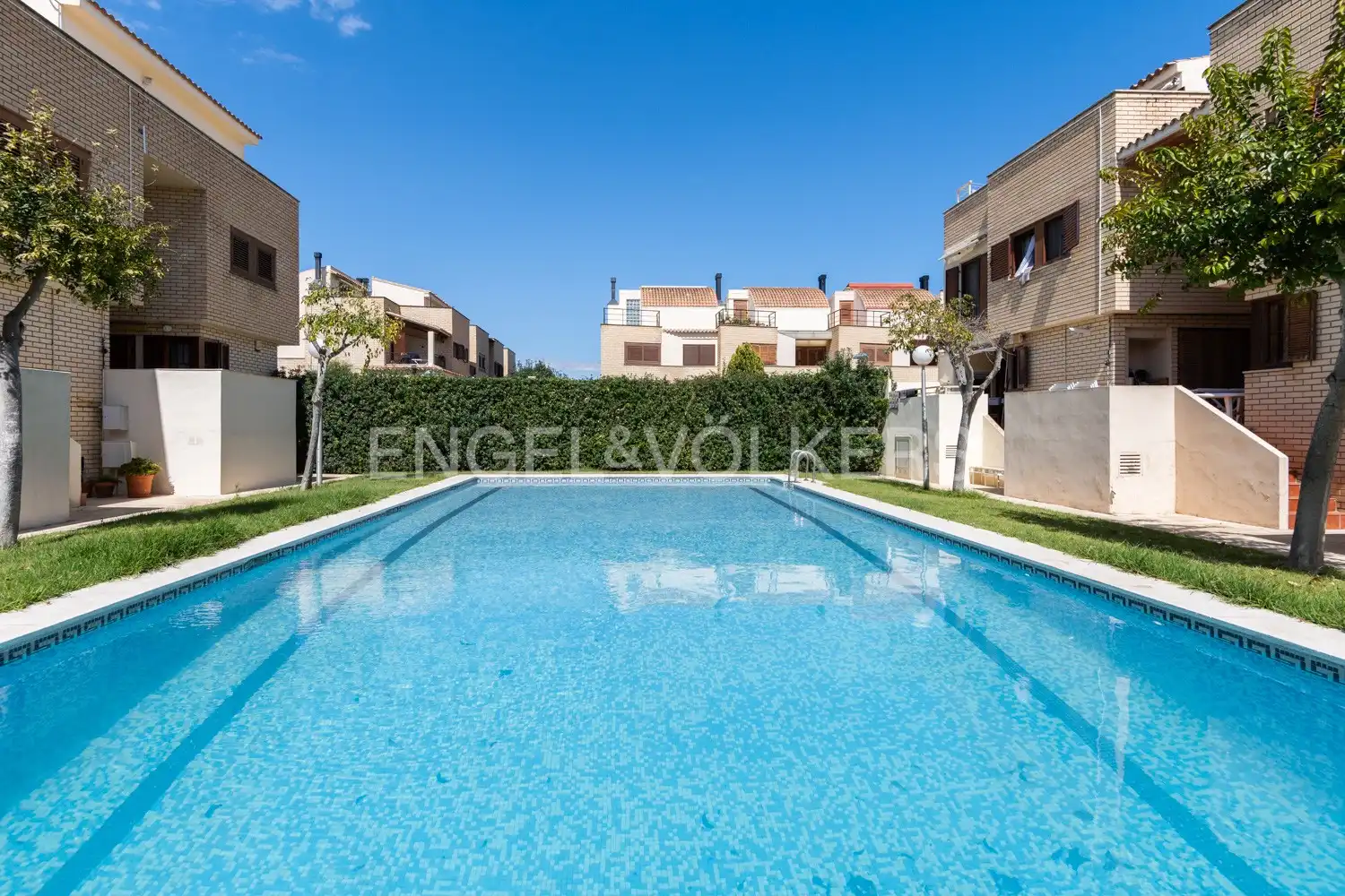 Piscina de Casa o xalet de lloguer en Valencia amb Aire condicionat, Calefacció i Jardí privat