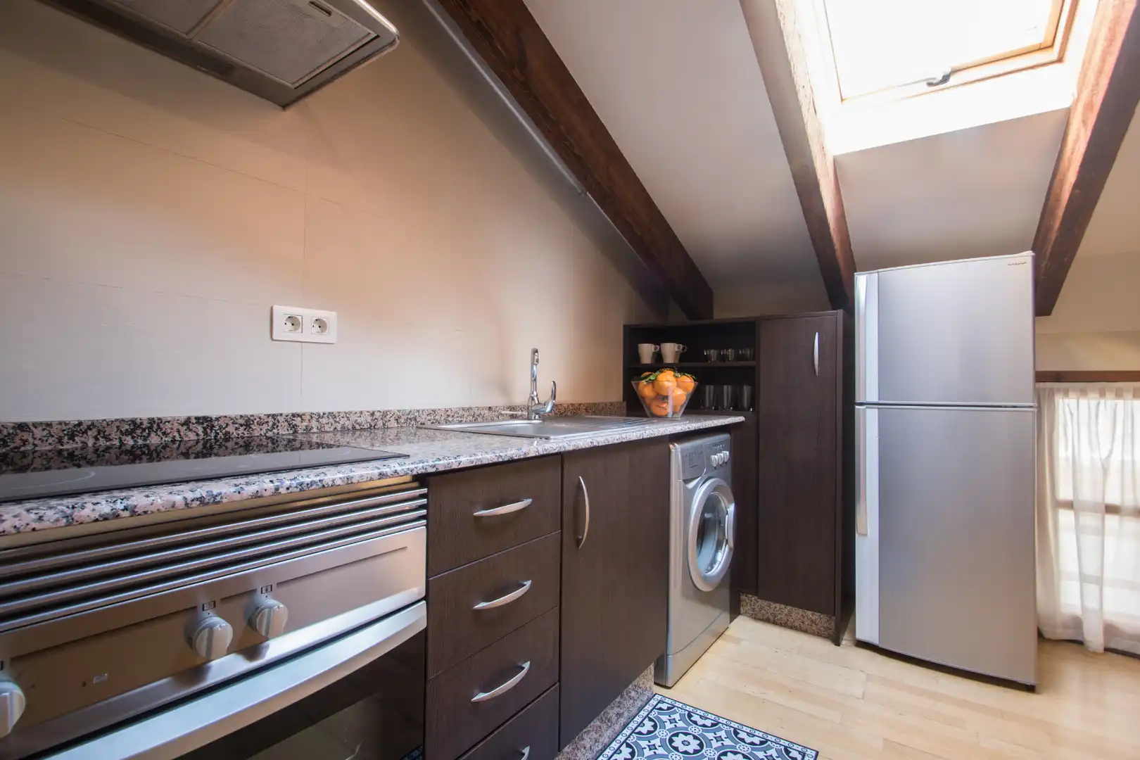 Cuina de Loft de lloguer en Valencia amb Aire condicionat, Calefacció i Parquet