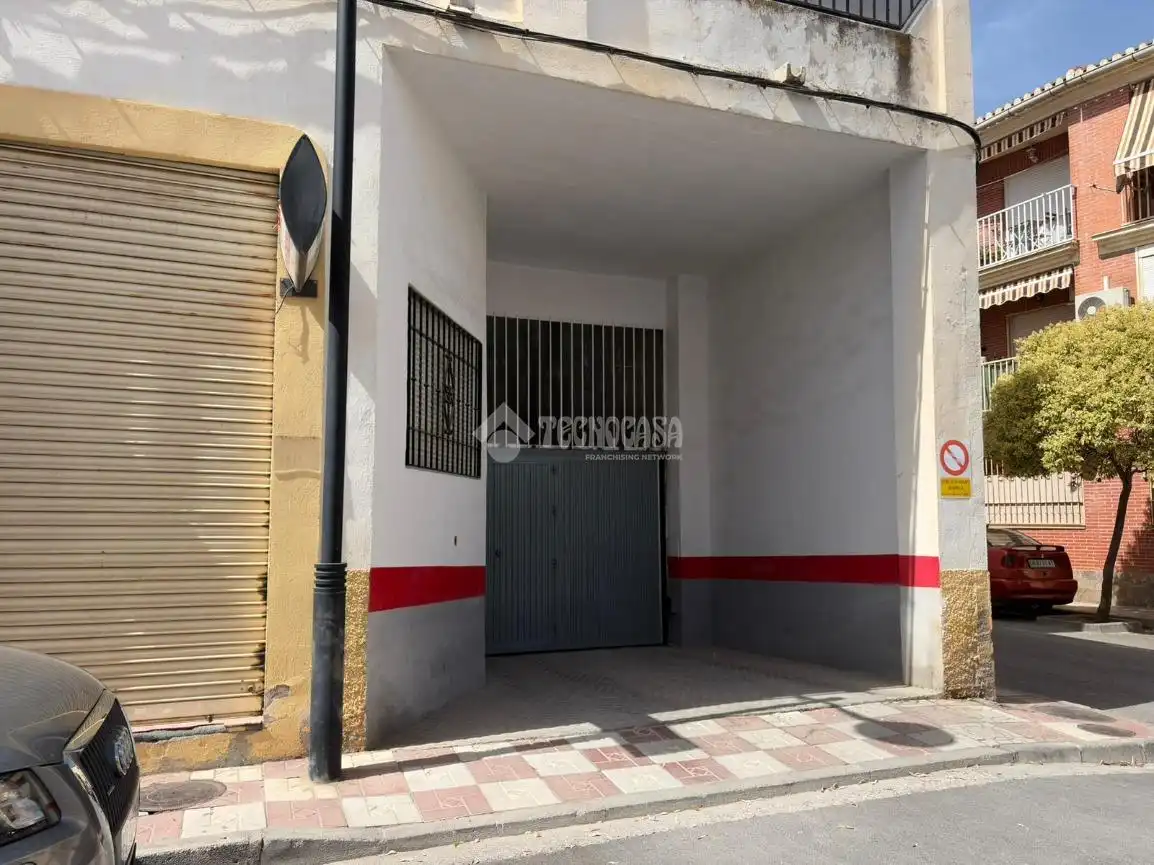 Vista exterior de Garaje en venta en Armilla
