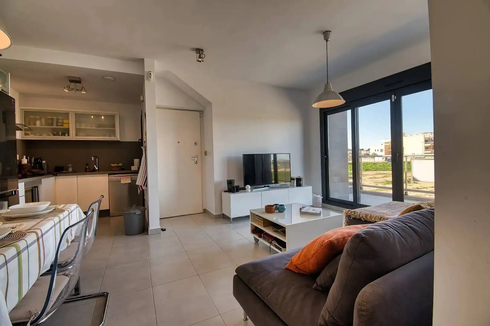 Sala d'estar de Àtic en venda en Pilar de la Horadada amb Aire condicionat, Jardí privat i Terrassa
