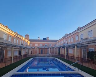 Exterior view of Flat to share in Elche / Elx  with Air Conditioner, Terrace and Balcony