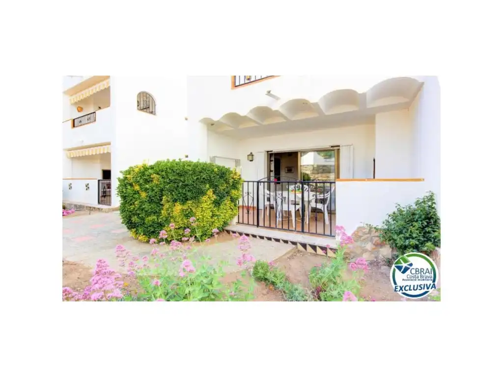 Flat with pool for sale in Calle De Josep Carner 8, imagen 2