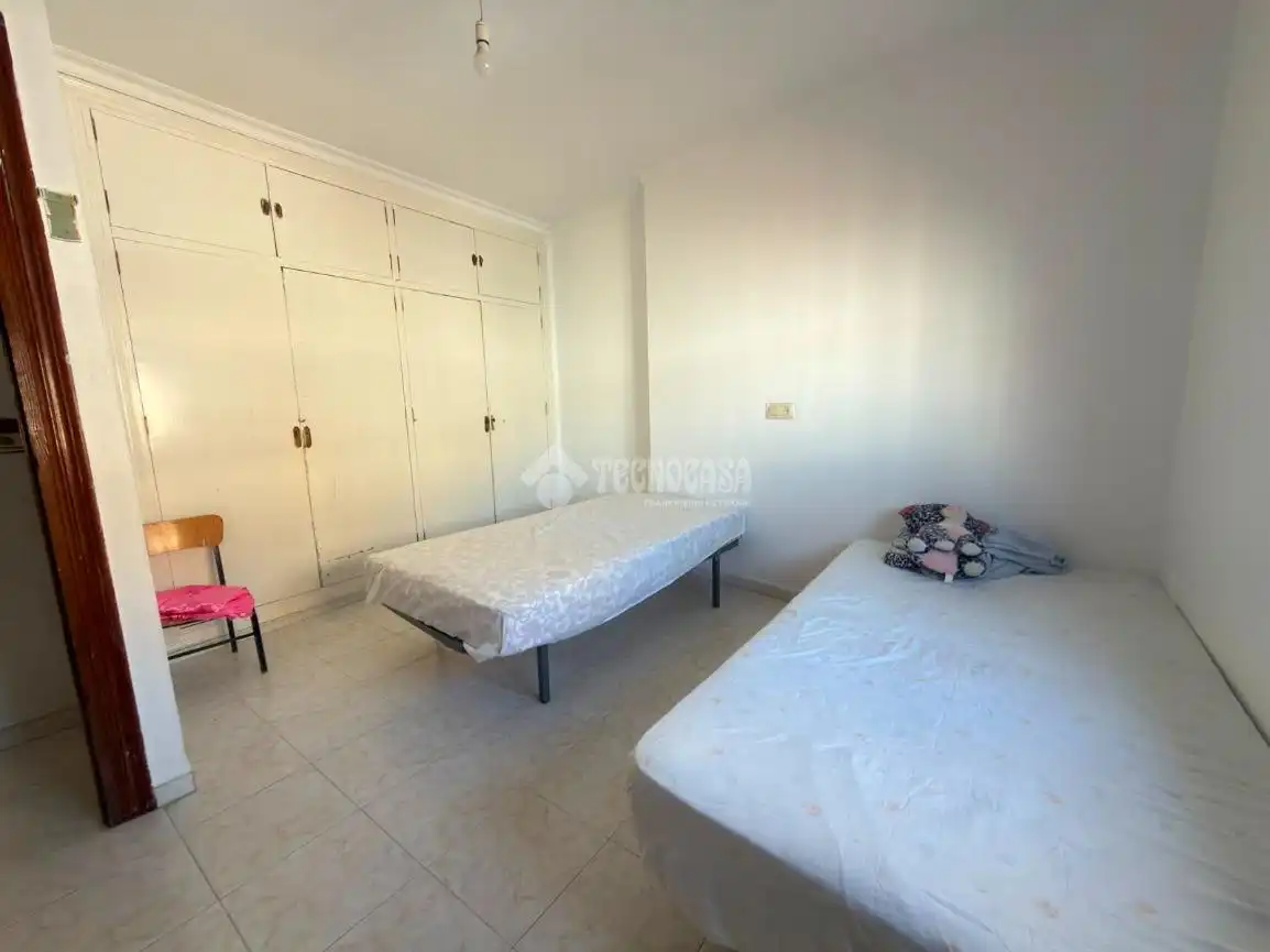 Habitación de Casa adosada en venta en Antequera con Aire acondicionado, Terraza y Trastero