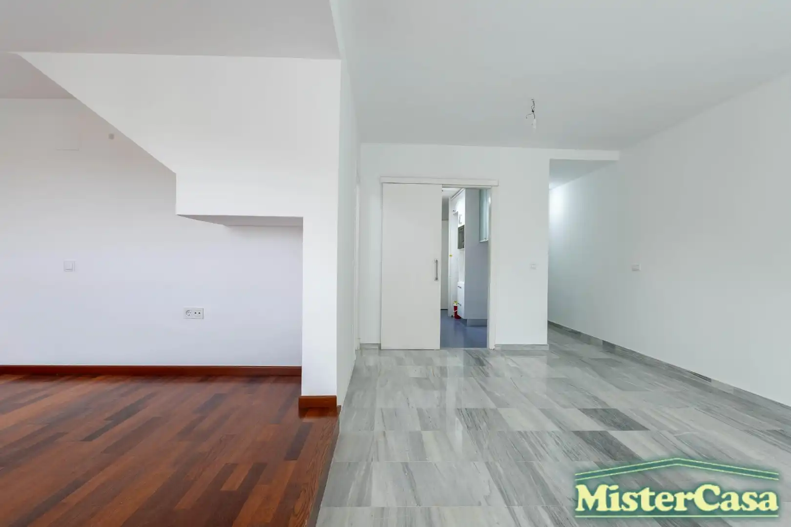 Attic for sale in Jerez de la Frontera  with Private garden and Terrace