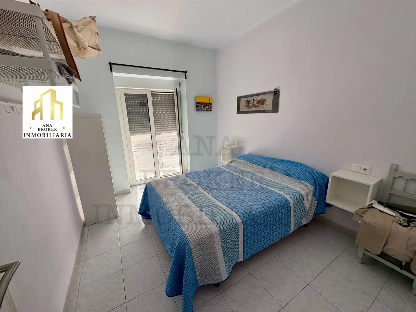 Bedroom of Flat for sale in Ronda  with Furnished